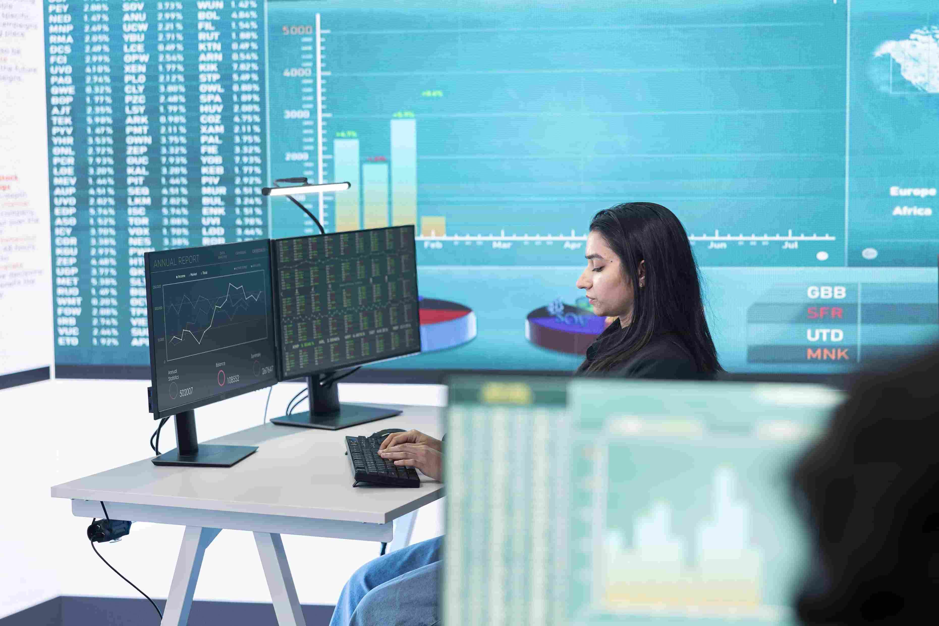 What Is NFP in Forex How to Trade Non-Farm Payrolls (2026 Guide)